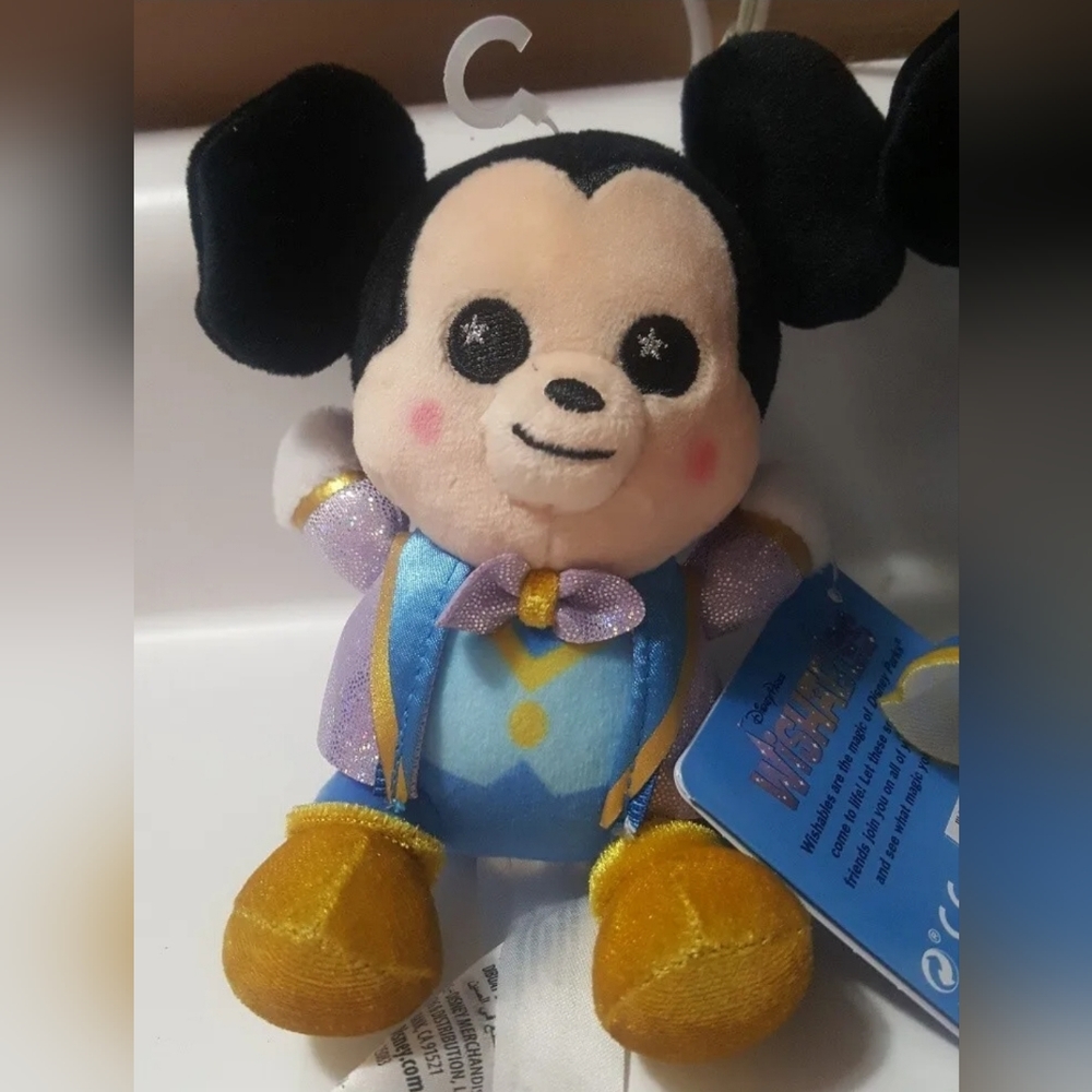 Disney park Wishable 50th Anniversary series Mickey Mouse brand new